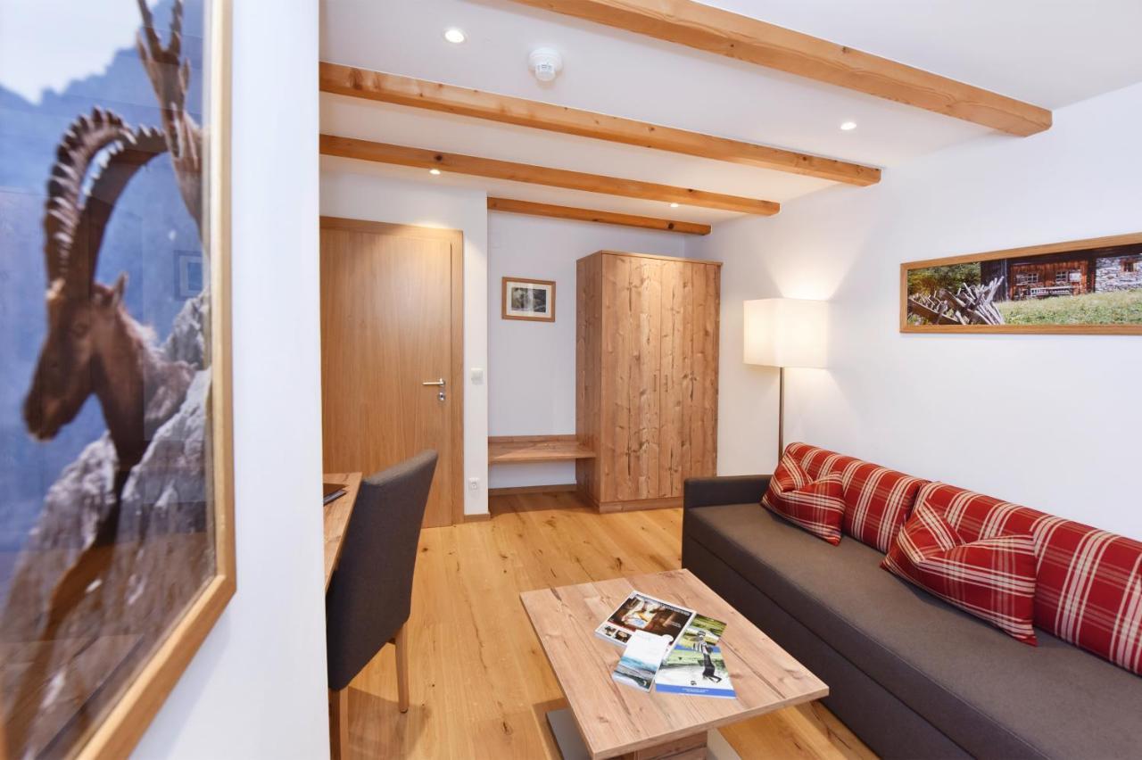 Gasthaus & Pension Alphorn Lech am Arlberg Ngoại thất bức ảnh