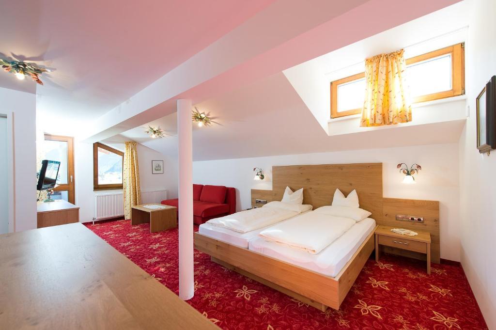 Gasthaus & Pension Alphorn Lech am Arlberg Phòng bức ảnh